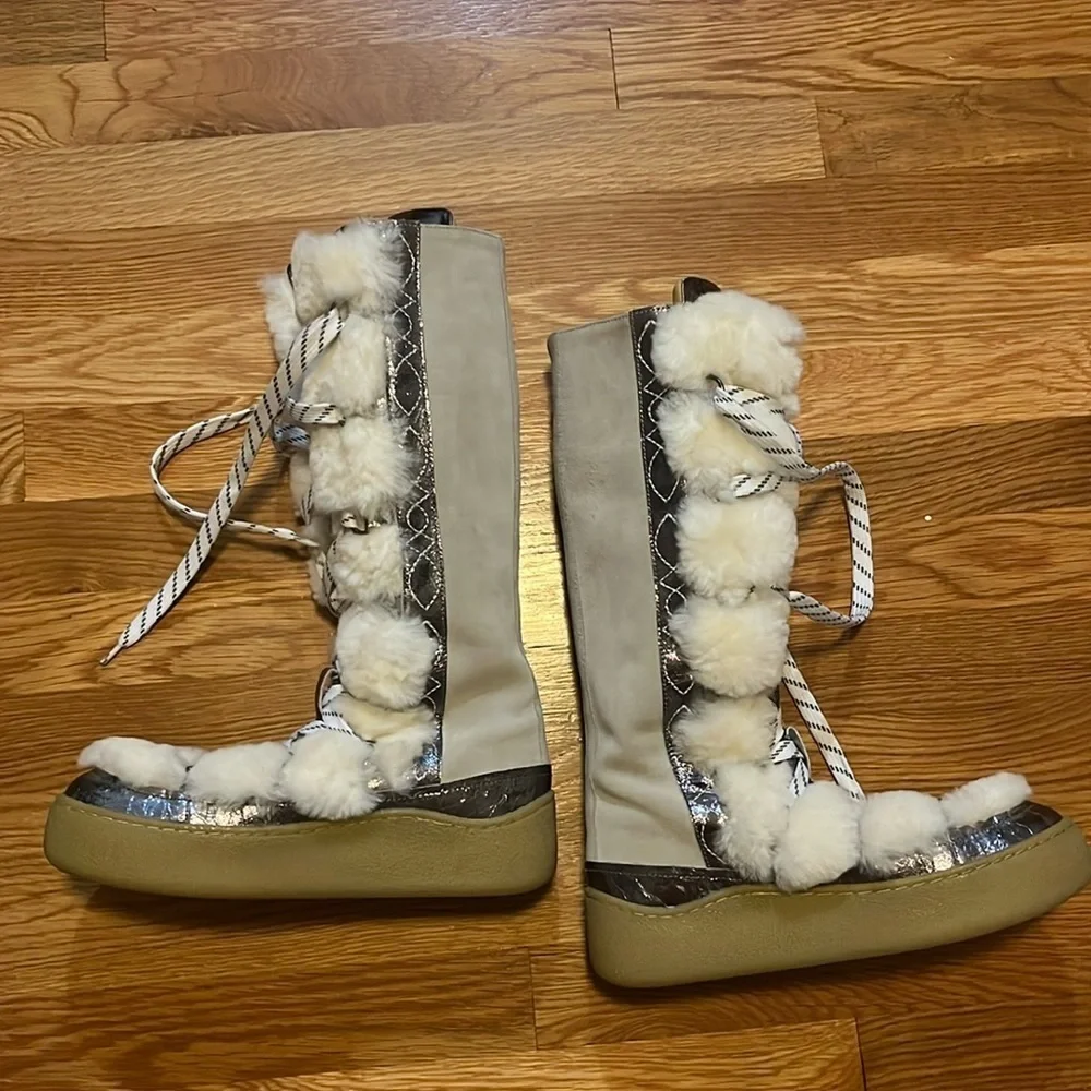 Free People Wilder Mukluk Shearling Boot Size 8 NIB